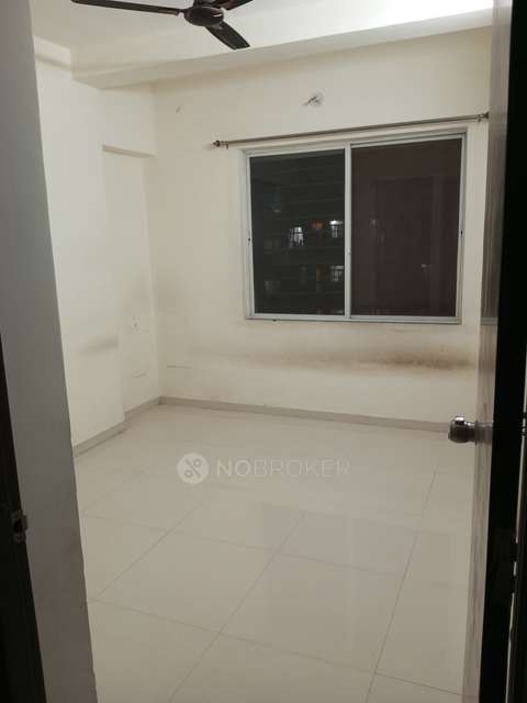 2 BHK Flat In Ravitej Apartment, Dudulgaon for Rent  In Mvfp+pcg