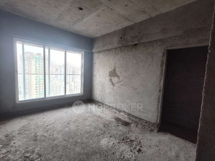 4+ BHK Flat In Geetanjali Pararide,near Aspee Auditorium,marve Road Malad West For Sale  In Malad West