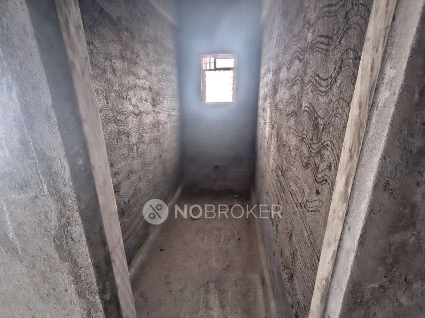 4+ BHK Flat In Geetanjali Pararide,near Aspee Auditorium,marve Road Malad West For Sale  In Malad West