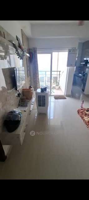 2 BHK Flat In Nimbus Express Park View 2 For Sale  In Chi V
