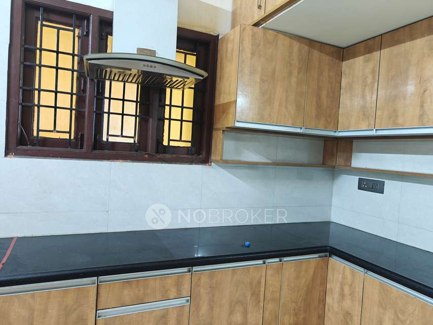 4 BHK Flat In Swetha Builders  for Rent  In 20-21, Vijaya Nagar, Velachery, Chennai, Tamil Nadu 600042, India