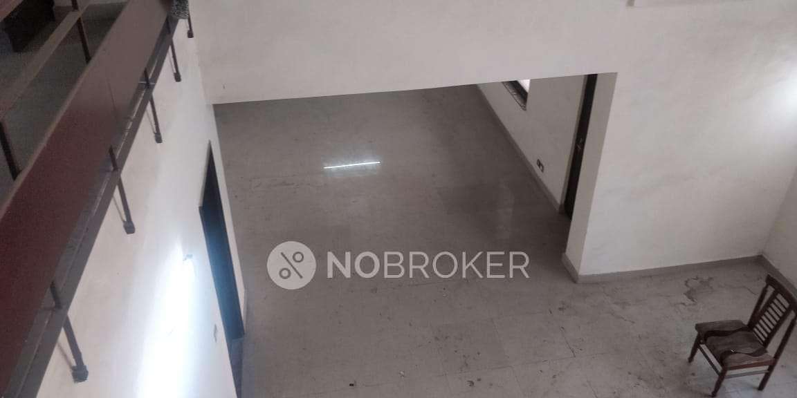 4 BHK Flat In Awho Gurjinder Vihar For Sale  In Chi Ii