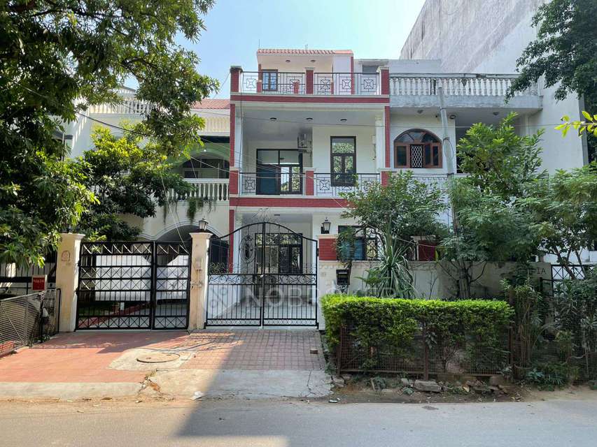 4 BHK House for Rent  In Sector 43