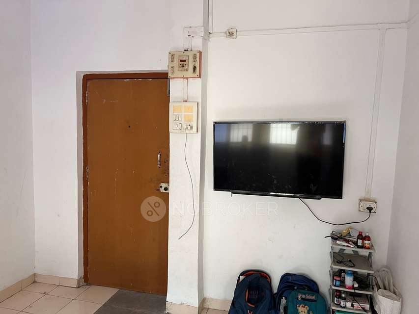 2 BHK Flat In Seasons Reshma Chs For Sale  In Sector 16, Kopar Khairane