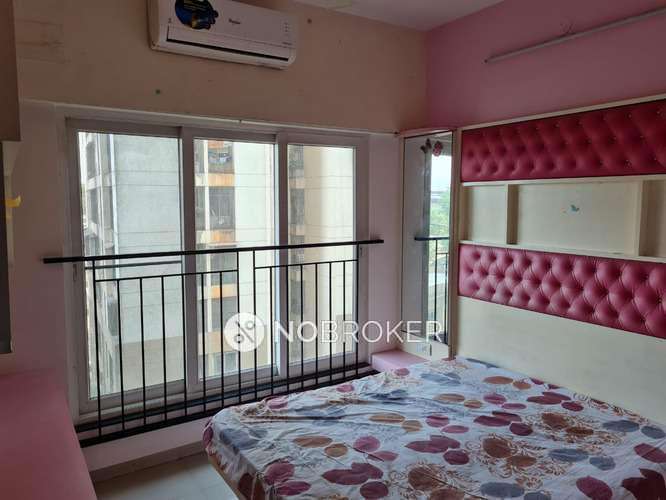 2 BHK Flat In Rustomjee Urbania For Sale  In Thane West