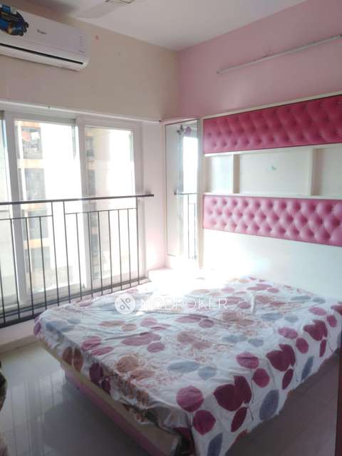 2 BHK Flat In Rustomjee Urbania For Sale  In Thane West