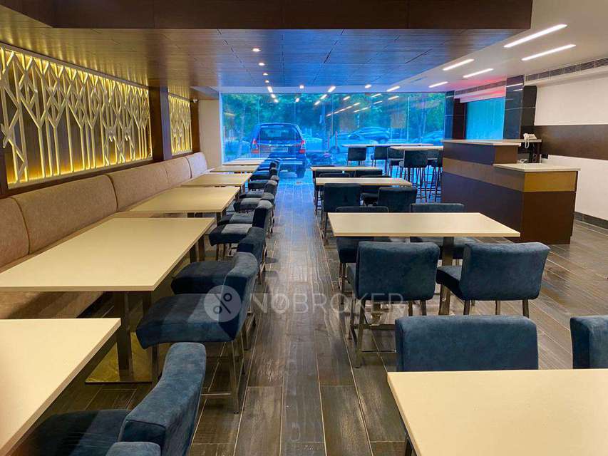 Showroom in Golf Link-1,, Greater Noida for Rent 