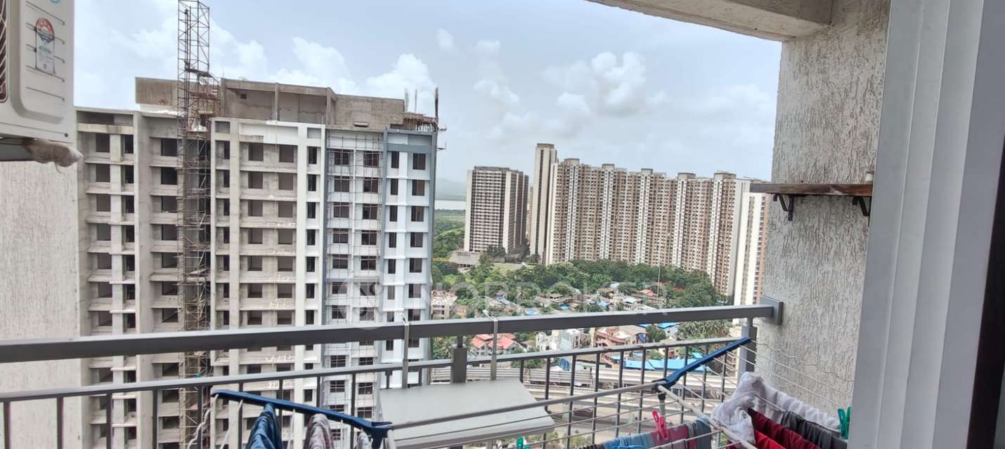 2 BHK Flat In Godrej Emerald For Sale  In Thane West