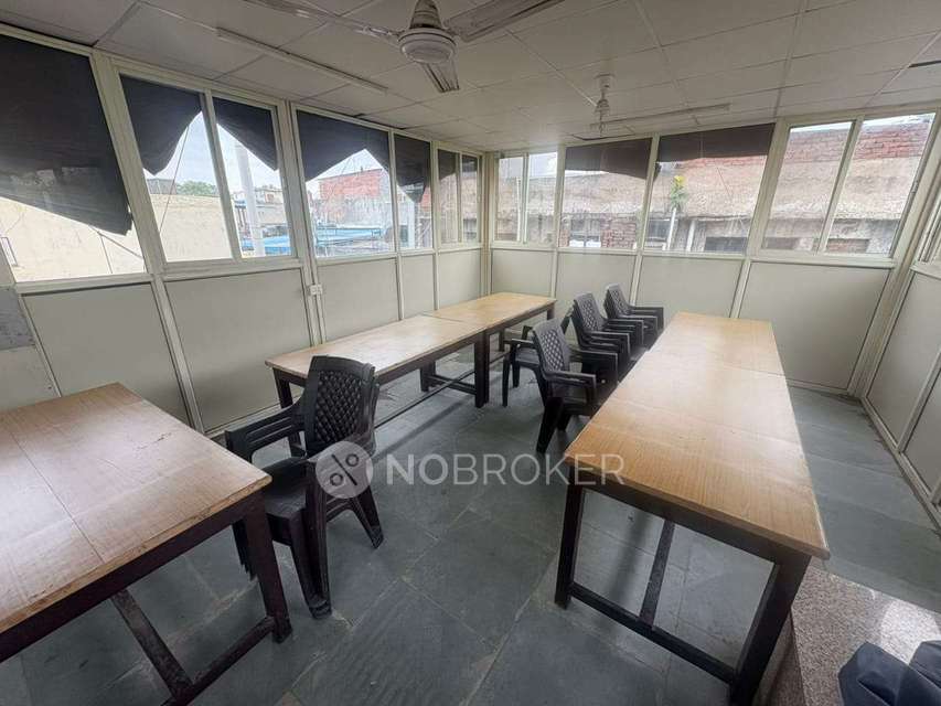 PG for Girls in Kalu Sarai