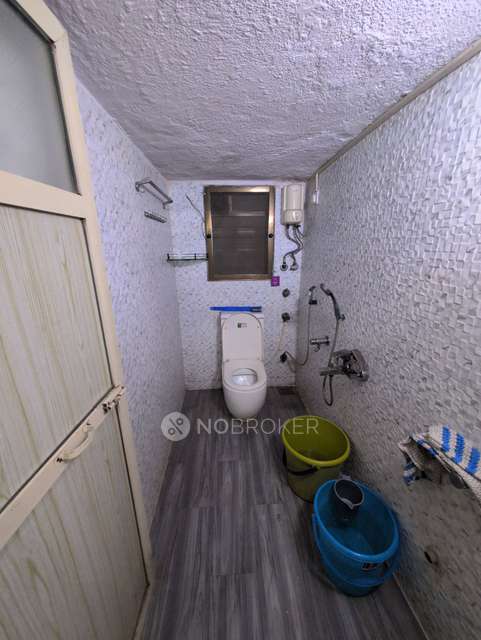 2 BHK Flat In Swarna Building For Sale  In Mira Road East