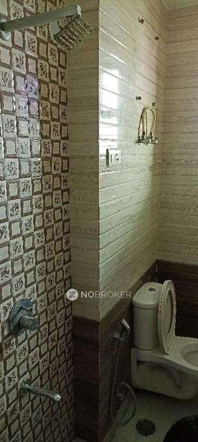 4+ BHK Flat For Sale  In Sector 57