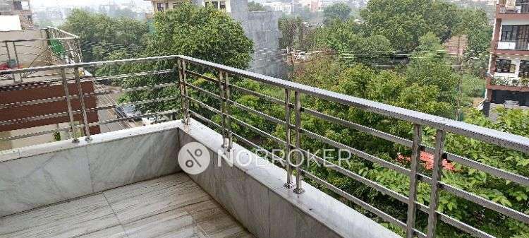 4+ BHK Flat For Sale  In Sector 57