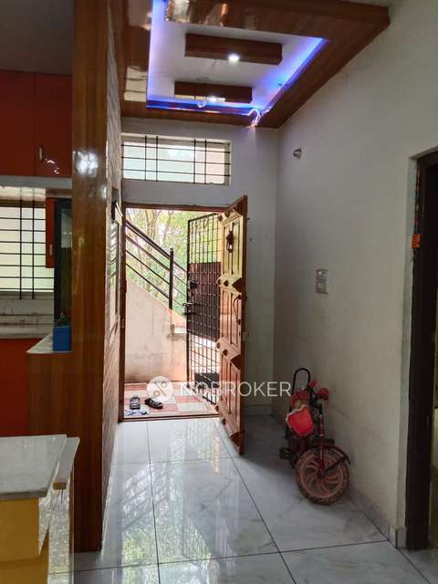 1 BHK Flat In Standalone Building  for Rent  In Btm Layout