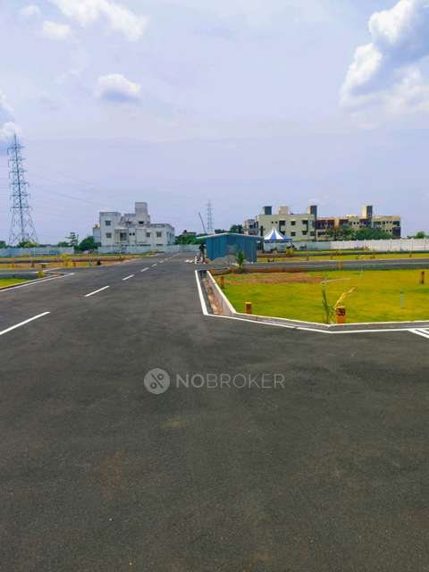 Plot For Sale  In Black Diamond  In Mudichur