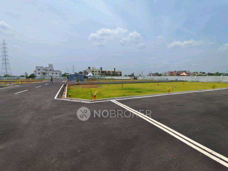 Plot For Sale  In Black Diamond  In Mudichur