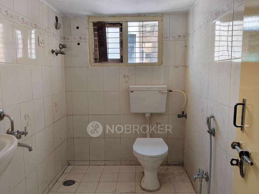 3 BHK Flat In Padmarao Nagar - Rs 1.1 Cr | 1,633 Sqft | 5th Floor For Sale  In Padmarao Nagar