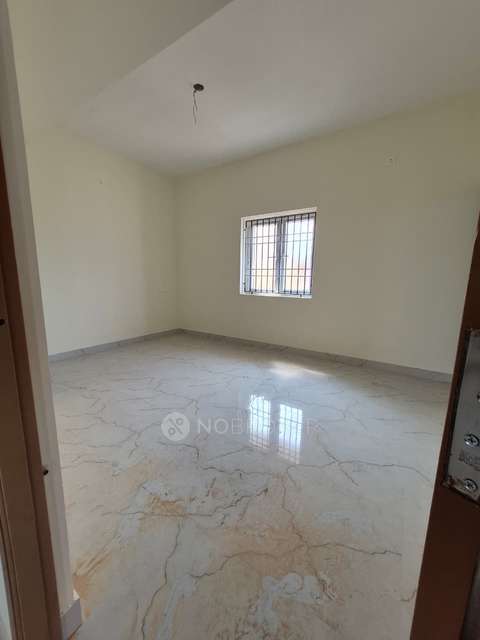 2 BHK Flat In S P Lake Shore For Sale  In Banu Nagar