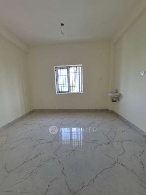 2 BHK Flat In S P Lake Shore For Sale  In Banu Nagar