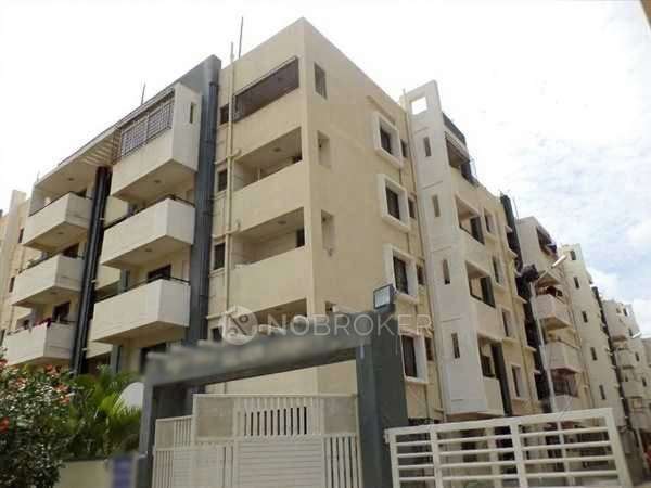 Single Room for Male In 3 BHK  In Silver County Apartment In Haralur