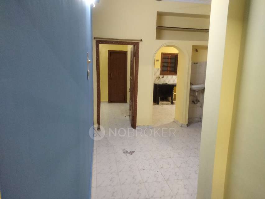 2 BHK Flat In Srinivasa Residency Mehdipatnam, Mehdipatnam for Rent  In Mehdipatnam