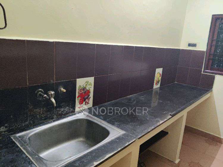 4 BHK Flat In Sai Krupa Flats, B Block For Sale  In  New Perungalathur