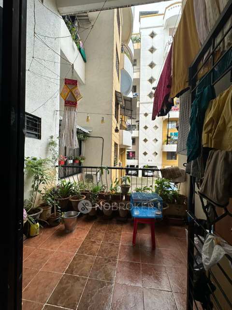 2 BHK Flat In Rahul Nisarg Society For Sale  In Warje
