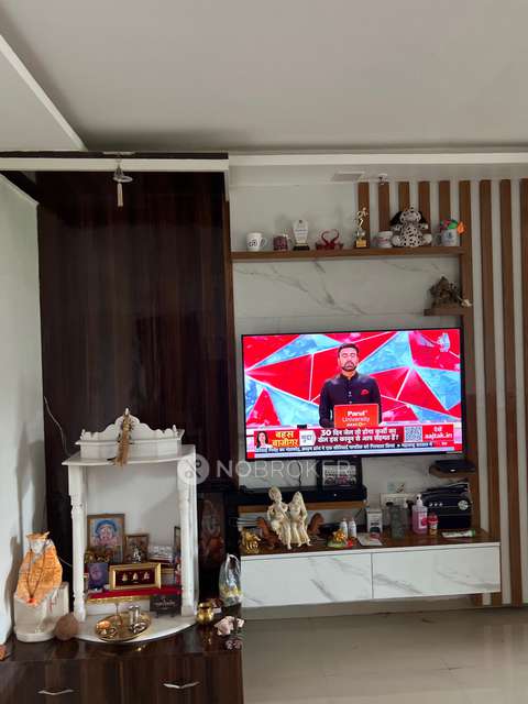 2 BHK Flat In Gaurav Purushottam Nayan Apartment For Sale  In Kasarvadavali