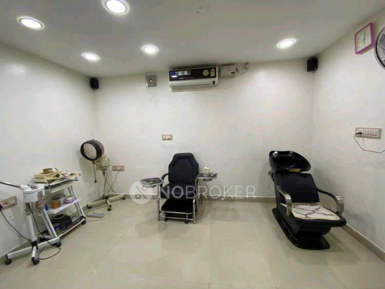 Commercial Property in Dasarahalli, Bangalore for sale 