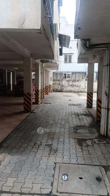 2 BHK Flat In Vgn Krona, Gerugambakkam For Sale  In Gerugambakkam