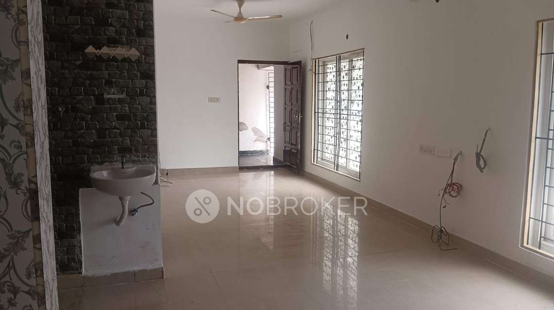 2 BHK Flat In Vgn Krona, Gerugambakkam For Sale  In Gerugambakkam