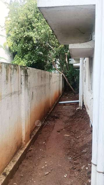 2 BHK Flat In Vgn Krona, Gerugambakkam For Sale  In Gerugambakkam