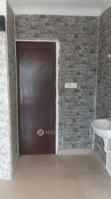 2 BHK Flat In Vgn Krona, Gerugambakkam For Sale  In Gerugambakkam