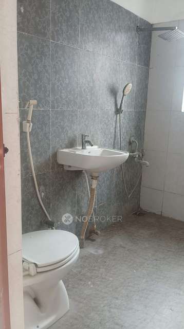 2 BHK Flat In Vgn Krona, Gerugambakkam For Sale  In Gerugambakkam