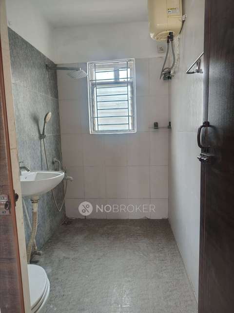 2 BHK Flat In Vgn Krona, Gerugambakkam For Sale  In Gerugambakkam