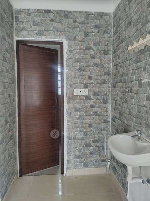 2 BHK Flat In Vgn Krona, Gerugambakkam For Sale  In Gerugambakkam