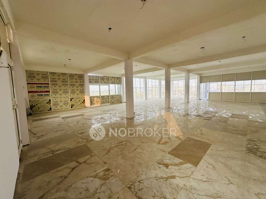 Industrial Building in Surajpur Site V, Greater Noida for Rent 