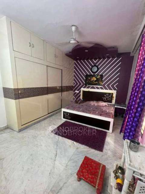 4 BHK Flat For Sale  In Karol Bagh