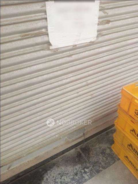 Shop in Mahavir Enclave, Delhi for sale 