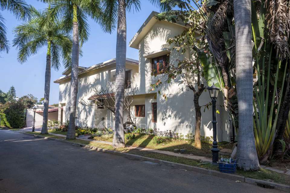 4 BHK Villa In Adarsh Palm Meadows For Sale  In Whitefield