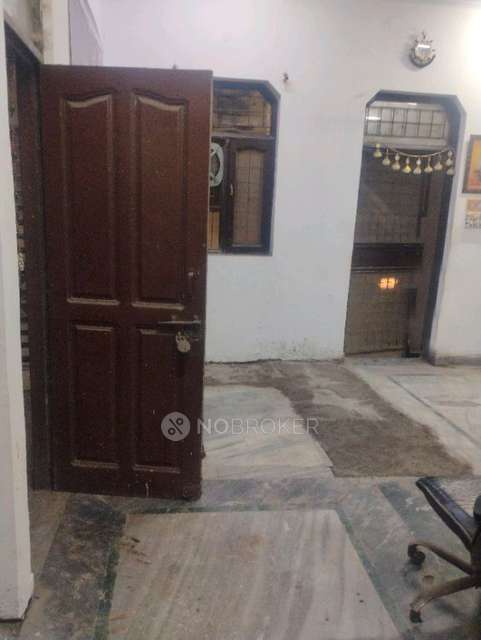 Godown/Warehouse in Molarband Extension, Badarpur, Delhi for Rent 