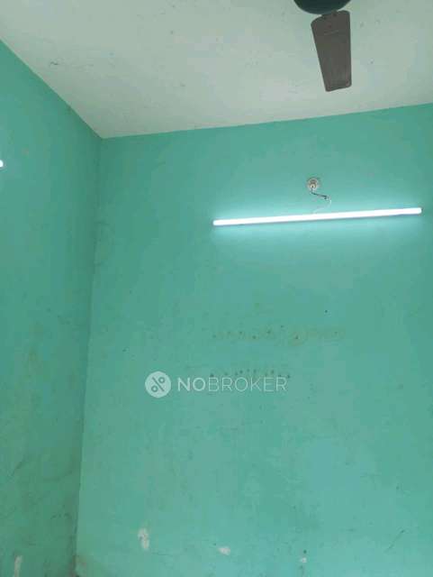 Shop in X4w2+r22, Guruvayurappan Nagar, Kundrathur, Chennai, Kunrattur, Tamil Nadu 600069, India, Chennai for Rent 