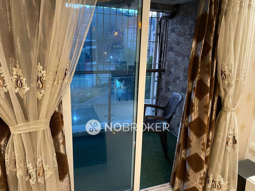 3 BHK Flat In Rosa Bella  For Sale  In Thane West