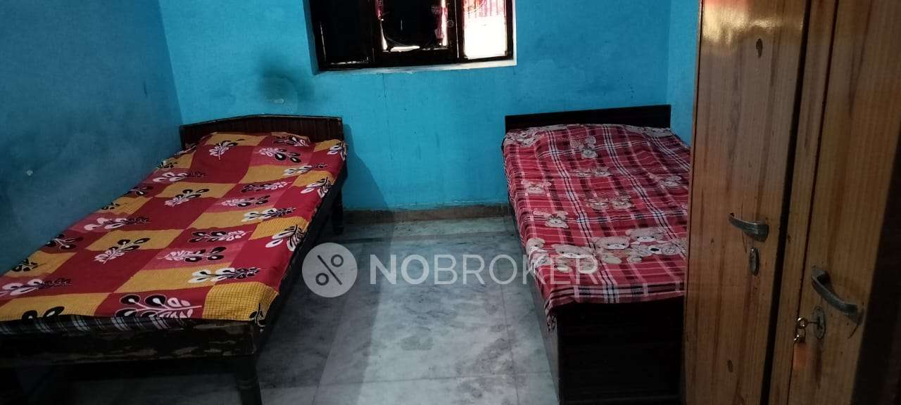 PG for Boys in Sector 14