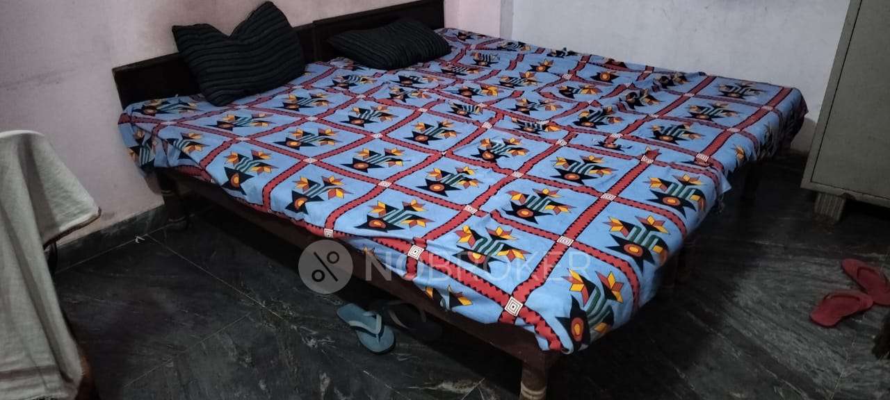 PG for Boys in Sector 14