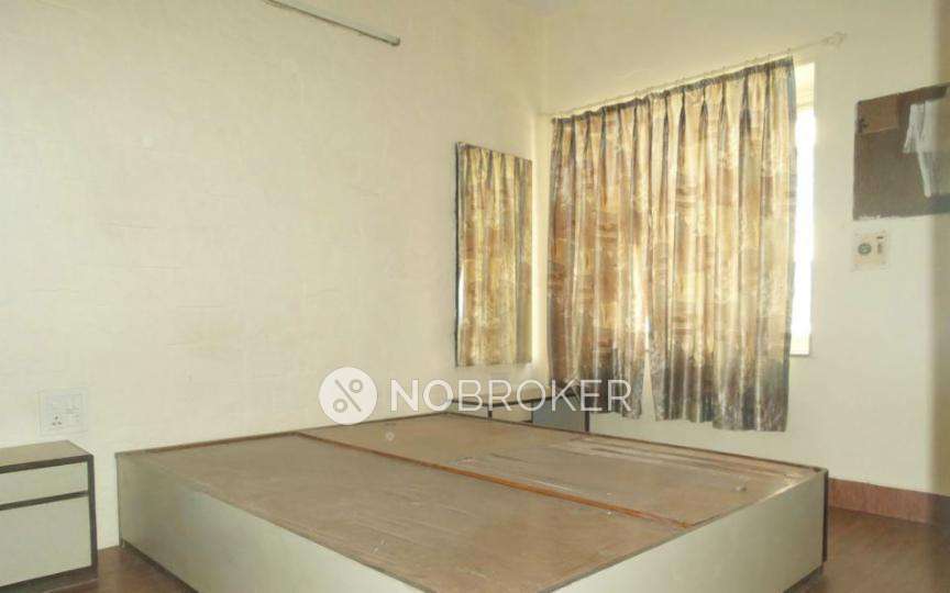 1 BHK Flat In Gulmohar Chs For Sale  In Andheri West