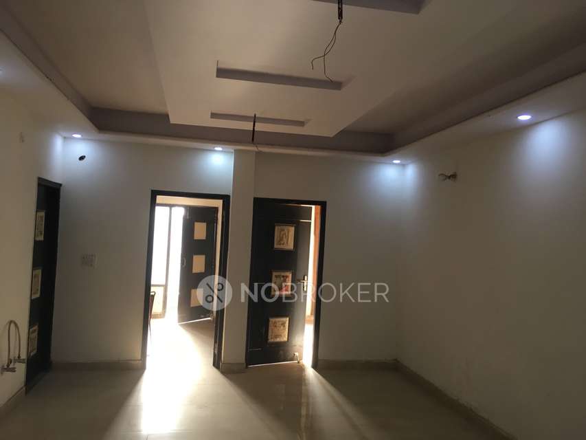 3 BHK Flat For Sale  In Shahdara