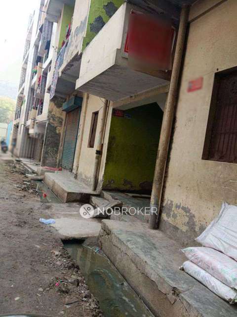 1 RK Flat for Rent  In Sector 102