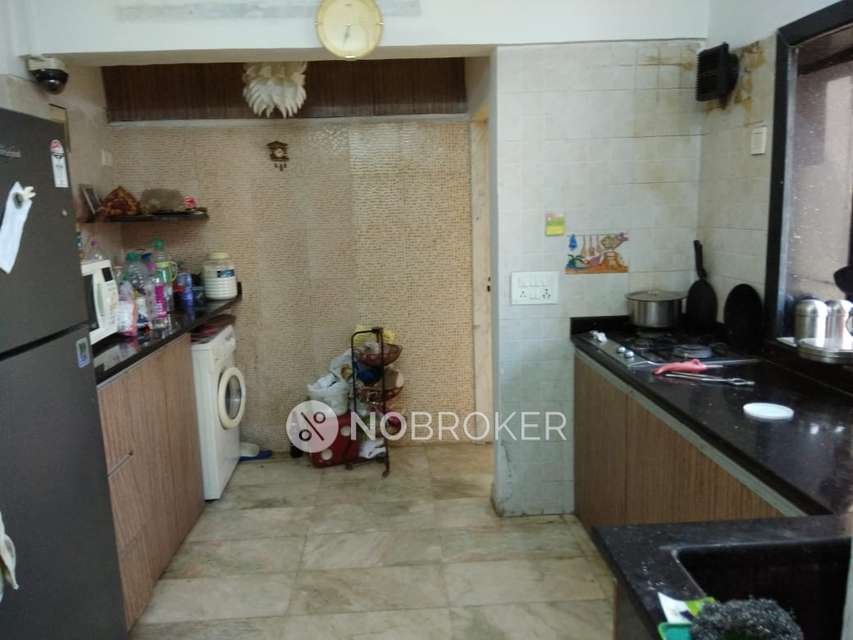 1 BHK Flat In Hill View Cooperative Society For Sale  In Andheri East