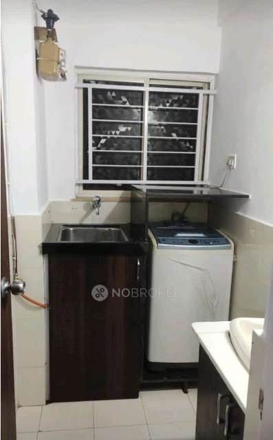 2 BHK Flat In Kumar Primrose, Kharadi for Rent  In Kharadi