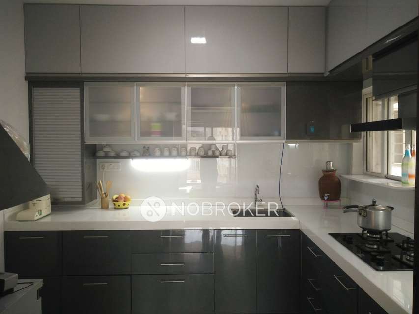 2 BHK Flat In Kumar Primrose, Kharadi for Rent  In Kharadi